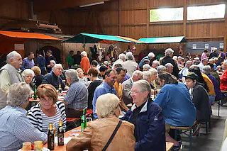 Bauernmarkt in Hasel [Edgar Steinfelder]