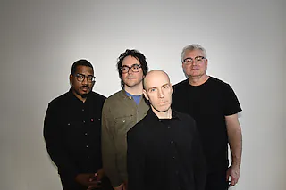 THE MESSTHETICS & JAMES BRANDON LEWIS (usa)