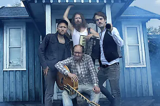Gankino Circus - Bei den Finnen