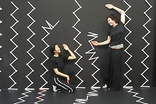 tanzfuchs PRODUKTION / Barbara Fuchs - „ZickZack“