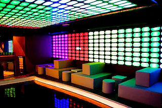 Parabel Club (geschlossen)