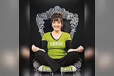 Rena Schwarz - jung attraktiv übrig 2.0