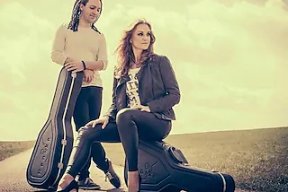 Suzan Baker & Dennis Lüddicke - Pop, Rock, Latin, gefühlvolle Balladen und Reggae-Sounds