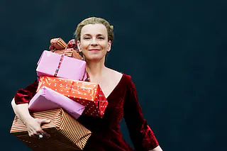 Tina Teubner „Stille Nacht bis es kracht“