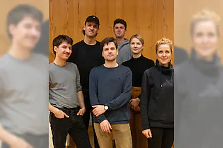 ROUND SQUARE - Music from Berlin and the Universe