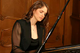 Heiteres und Besinnliches in Wort und Klang rund um das Pianoforte mit Christiane Klonz