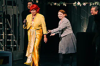 Der Besuch der alten Dame - Eine tragische Komödie von Friedrich Dürrenmatt mit Mona Seefried u. a.
