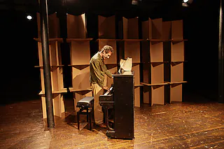 Die Wirklichkeit ist nicht alles - Schauspiel mit Live-Musik von und mit Marco Michel