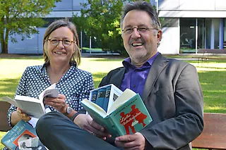 GEMISCHTES DOPPEL - Herbstlese mit Annemarie Stoltenberg und Rainer Moritz