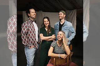 baff! - mit dem Programm „Immer noch Kinder“ - Premiere