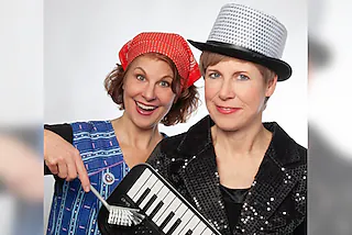 Elisabeth Kabatek & Ilona Nowak - Schwäbisch lieben