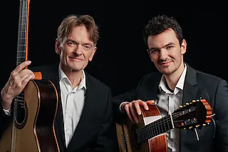 Die Magie der Gitarre - Prof. Michael Hampel und Phileas Baun