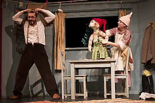 Theater des Lachens zeigt: „Pettersson kriegt Weihnachtsbesuch“ (4+)