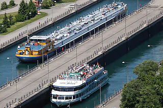 Brunchfahrt - Jazzbrunch - Staustufe Iffezheim u. zurück, Schleusung unter Vorbehalt.