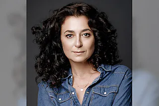 Ece Temelkuran - Nation of Strangers