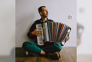 Maxi Pongratz - rum & num