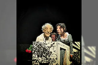 Frau Goethe: Ein Figuren-Theatersolo über die private Seite des Dichterfürsten