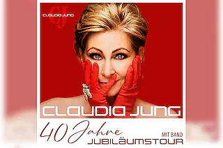 Claudia Jung mit Band