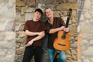 da Huawa und i: Schokoladenseit´n