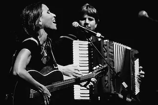 Lavinia Mancusi Duo (Italien) | Weltmusik - Kraftvolle Stimme vom Tiber