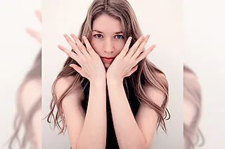 Weltklassik einmal anders - Keep your fingers crossed! Piano Crossover präsentiert von Katharina Hack