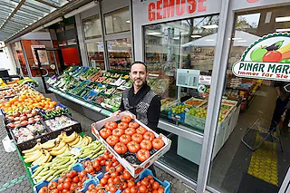 Pinar Market (Weingarten)