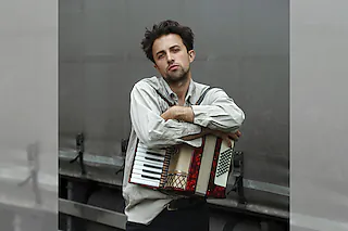 Jakob Gühring: L´homme et la musique - Ein schauspielerischer Chansonabend