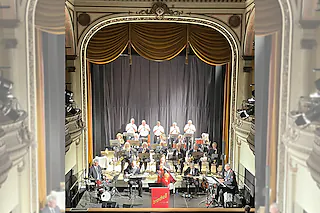 Brandheiß Bigband: „What a wonderful World“