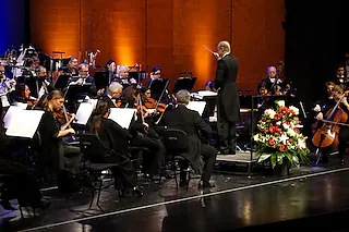 Neujahrskonzert 2027 - Ltg. GMD Jochen Hochstenbach