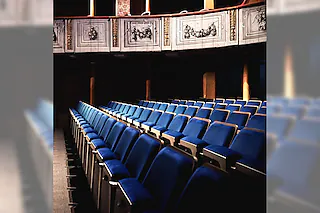 Führung durch das Schlosstheater - Ein Blick hinter die Kulissen des Schlosstheaters
