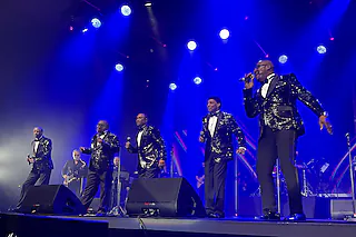 THE TEMPTATIONS - Revue feat. Glenn Leonard