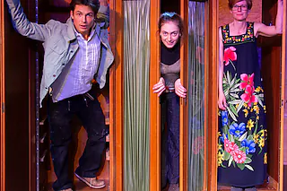 Theater: Eve und der zerbrochne Krug - Theater Lindenhof