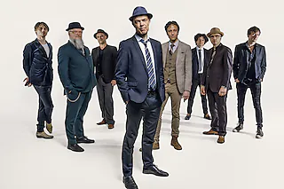 Thorbjörn Risager & The Black Tornado