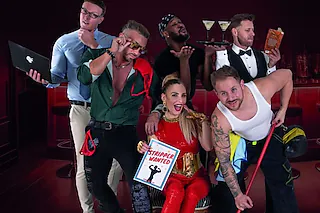 From Men to Mania - Strip- und Comedy-Varieté-Show