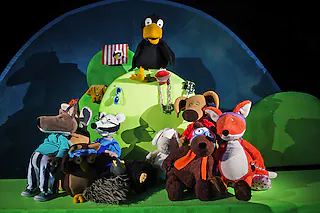 „Alles meins!“, sagt der kleine Rabe Socke... - Theater für Kinder ab 4 Jahren
