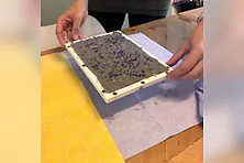 Familienkurs: Papier schöpfen