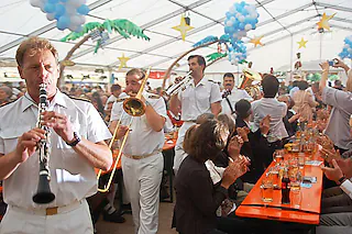 Festzelt im Ludingarten